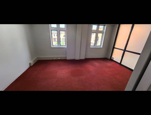 176.50M² OFFICE TO LET IN BO-DORP